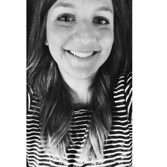 Meet your Posher, Amanda - Picture 1 of 1